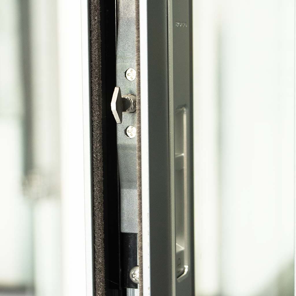120 casement windows lock